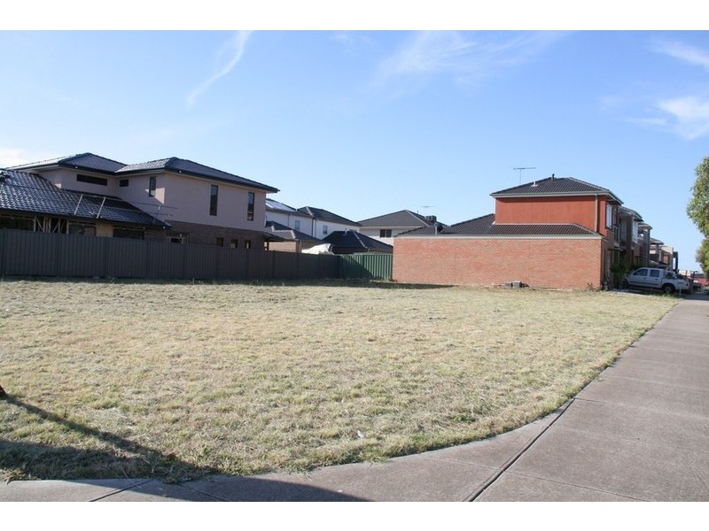 39 Woodburn Ave, Cairnlea VIC 3023