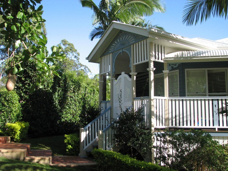 241 Bielby Rd, Kenmore Hills QLD 4069