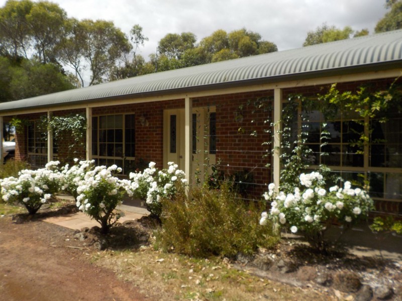 523 Ellerslie-Panmure Road, Framlingham East VIC 3265