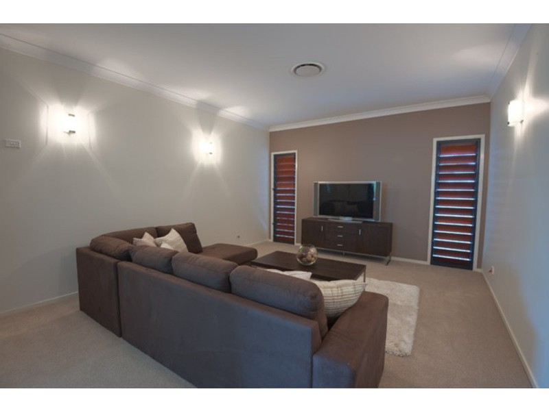 4  Trinity Place, Pelican Waters QLD 4551