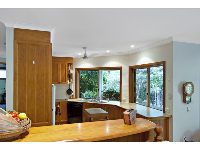 5-9 Rita Court, Tanawha QLD 4556