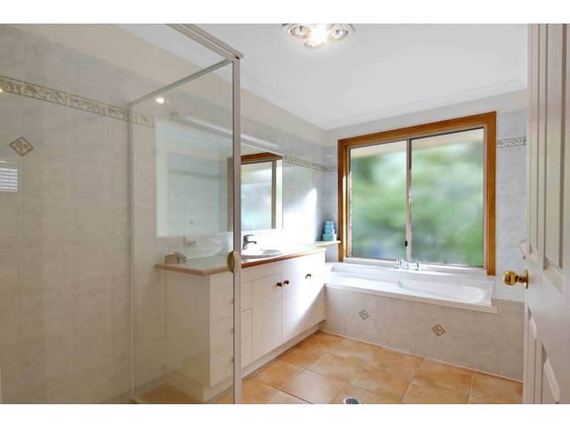 5-9 Rita Court, Tanawha QLD 4556