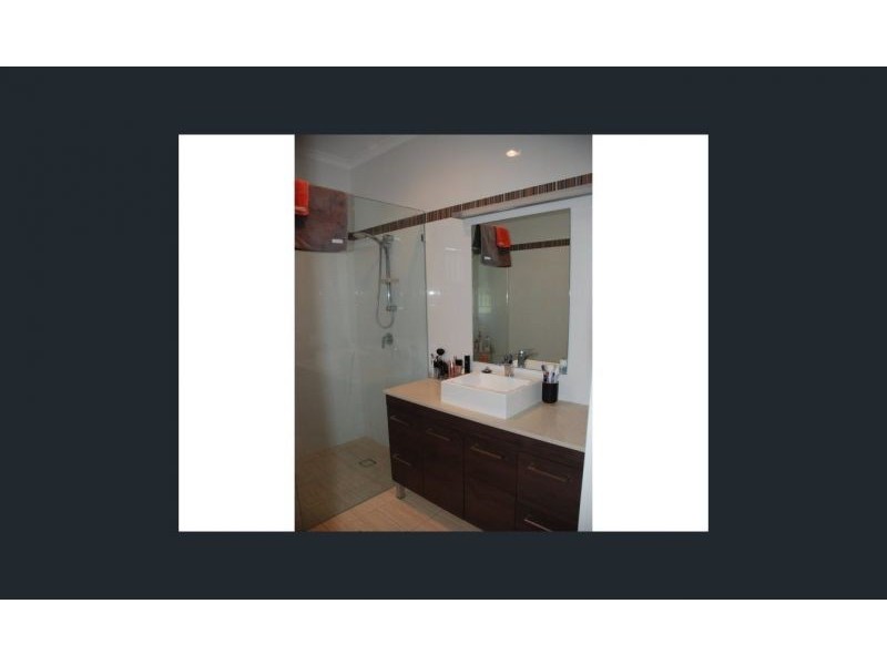 18 Mona Street, Coorparoo QLD 4151