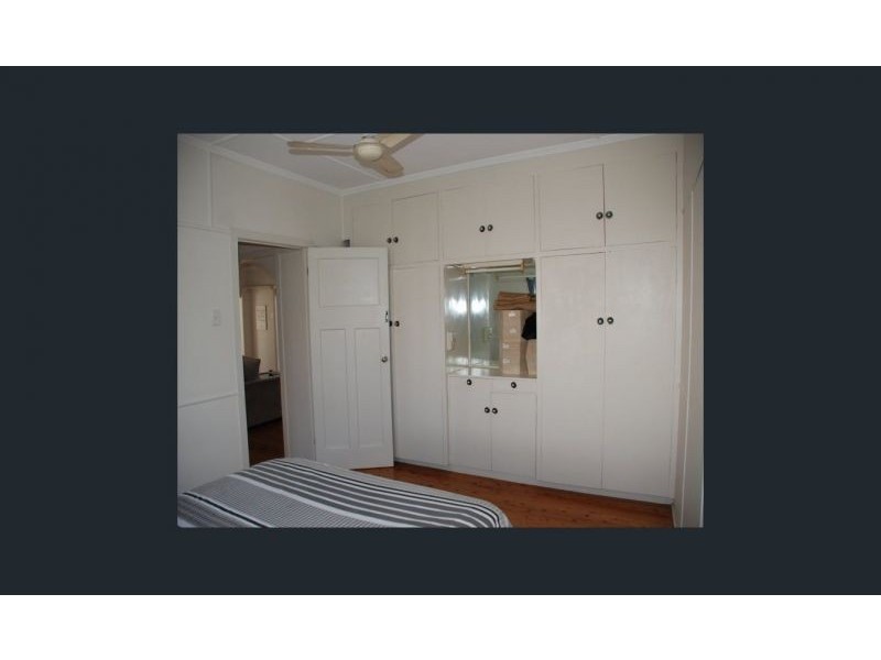18 Mona Street, Coorparoo QLD 4151