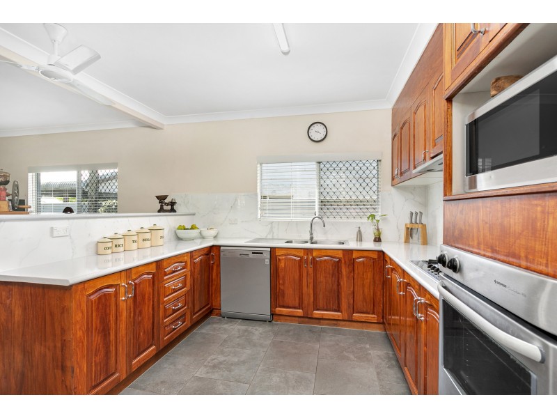 7 Kimberley Street, Trinity Park QLD 4879
