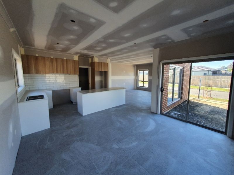 85 Nancarrow Drive, Doreen VIC 3754