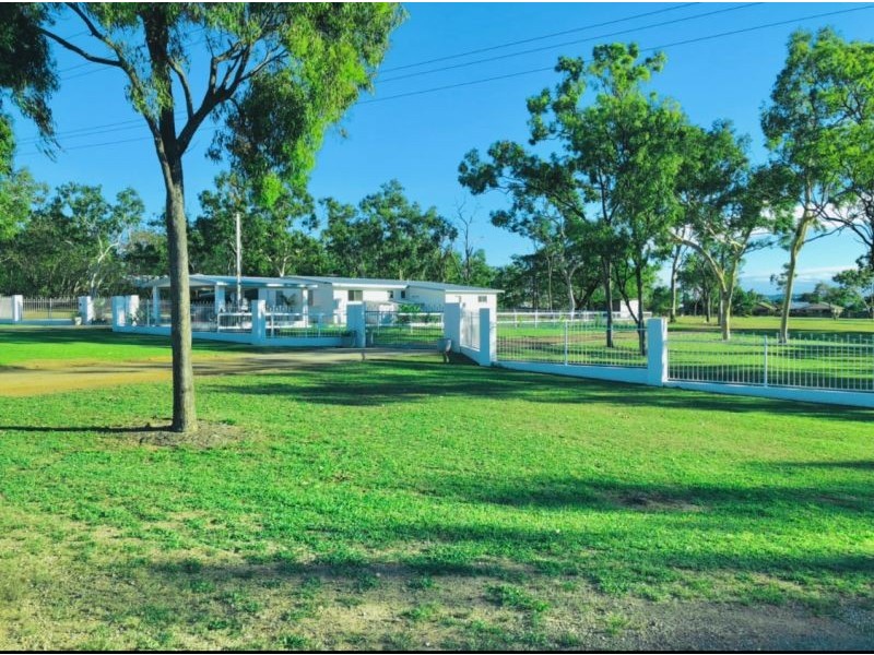 677 Bayswater Road, Mount Louisa QLD 4814