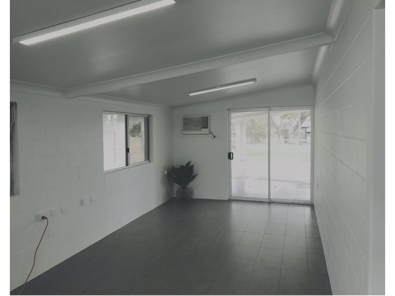 677 Bayswater Road, Mount Louisa QLD 4814