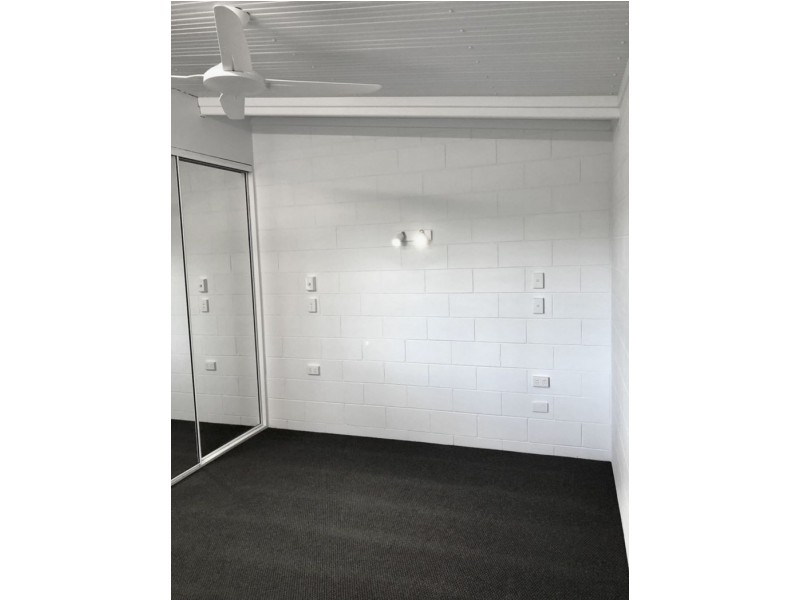 677 Bayswater Road, Mount Louisa QLD 4814