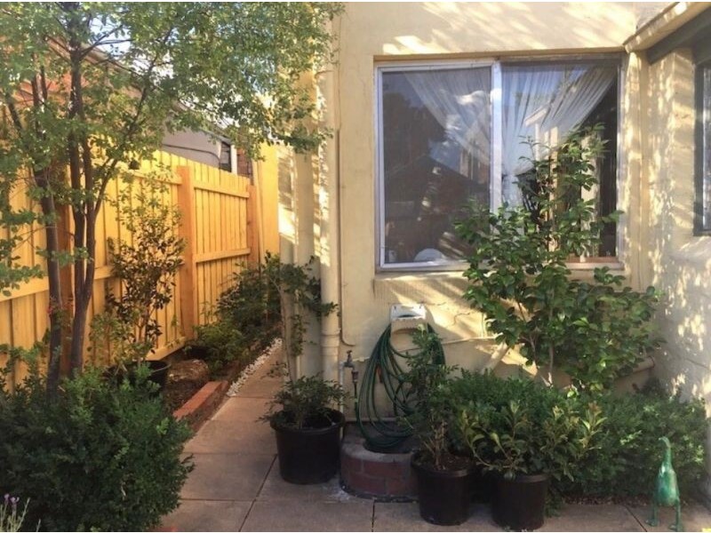 9 Davis Street, Carlton North VIC 3054
