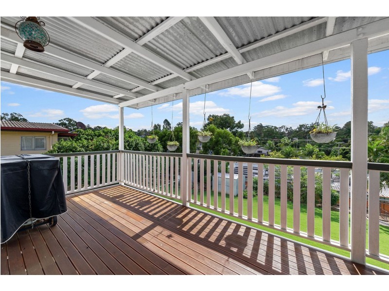 38 Hakea Street, Everton Hills QLD 4053