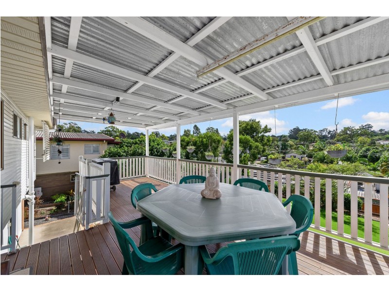 38 Hakea Street, Everton Hills QLD 4053