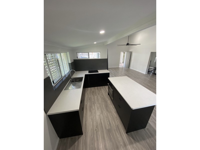 1/12-14 Ireland Crescent, Whitfield QLD 4870