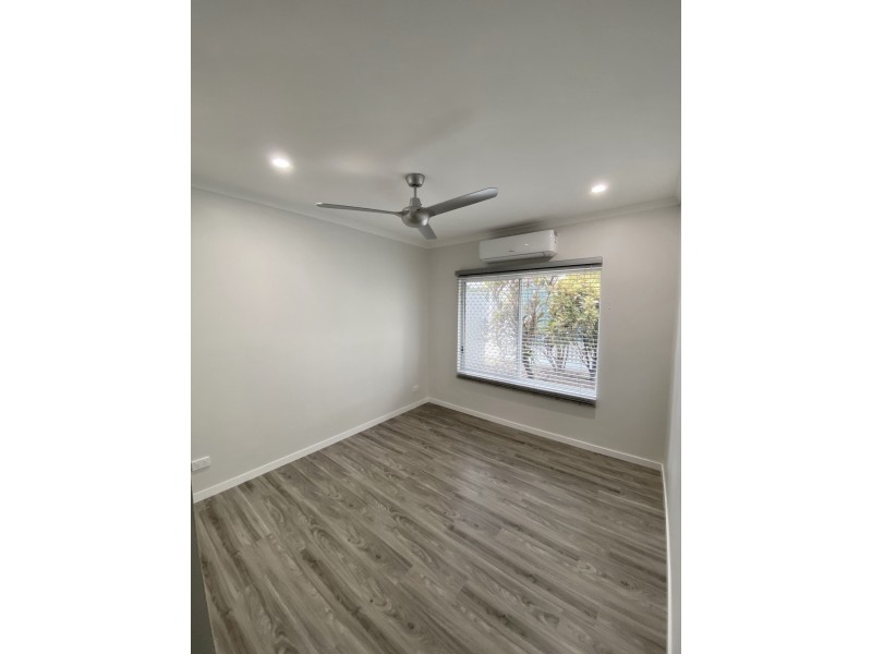 1/12-14 Ireland Crescent, Whitfield QLD 4870