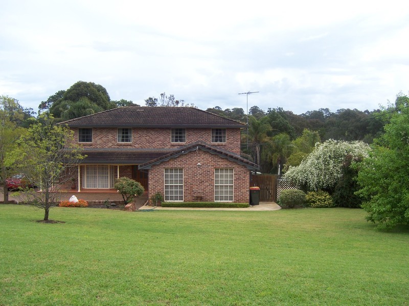 27 Sickles Drive, Grasmere NSW 2570