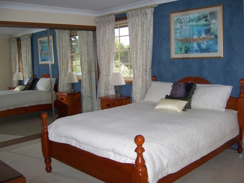 27 Sickles Drive, Grasmere NSW 2570