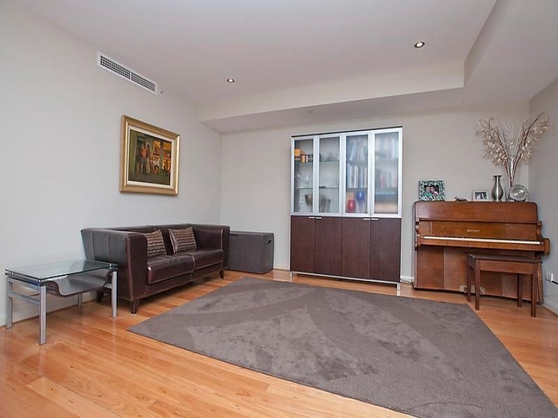 64/78  Terrace Road, East Perth WA 6004