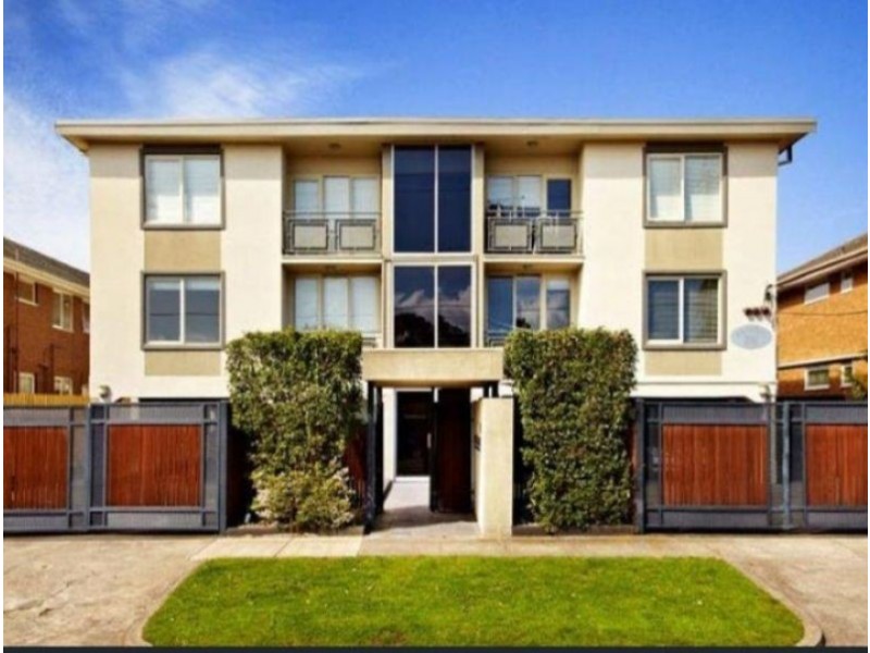 3/26 Lillimur Rd, Ormond VIC 3204