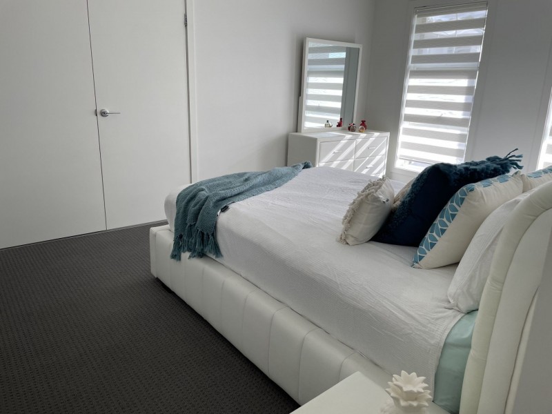 17 Holroyd Street, Albion Park NSW 2527