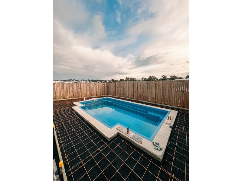 Cambridge Way, Ripley QLD 4306