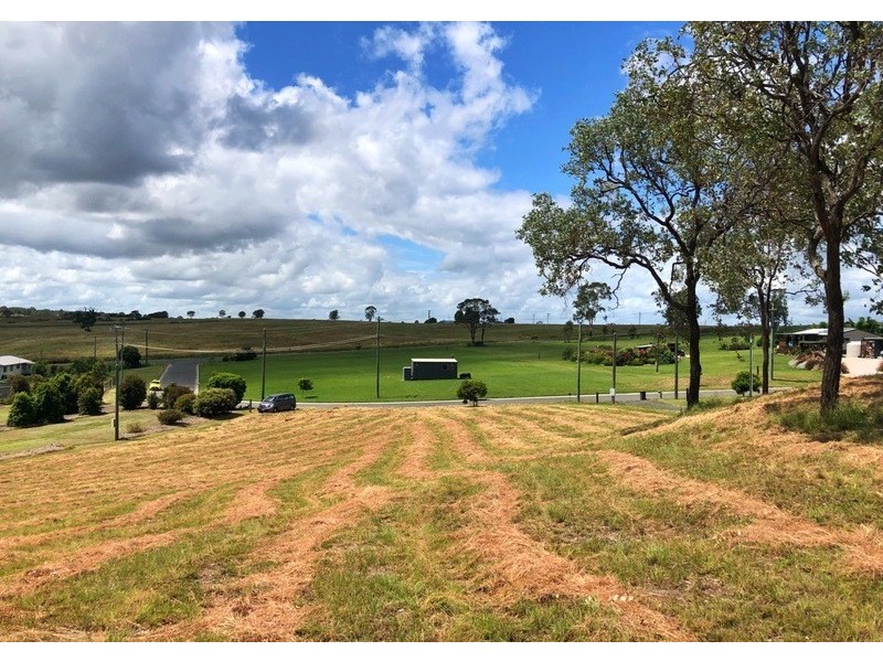 9 Leddy Court, Moffatdale QLD 4605