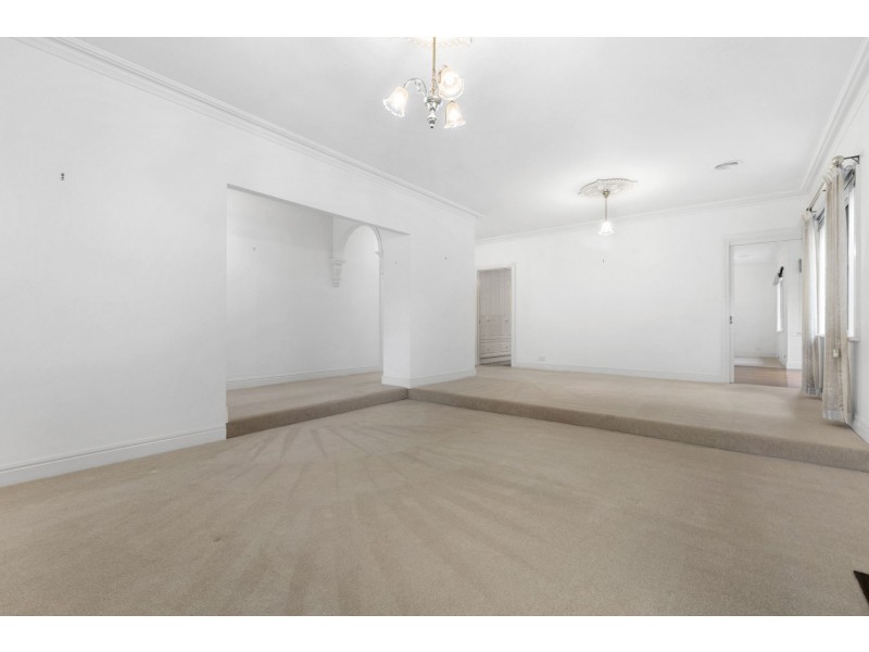 31 Fourth Street, Black Rock VIC 3193