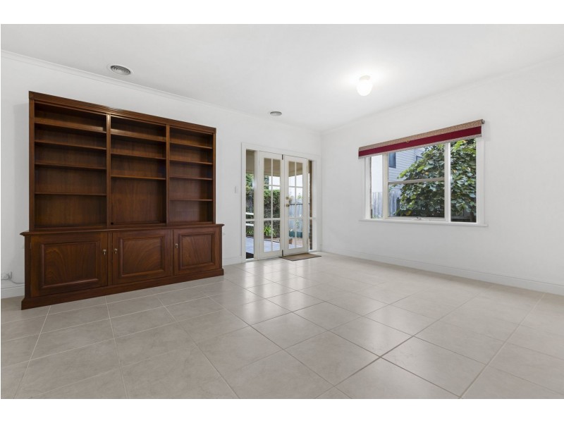 31 Fourth Street, Black Rock VIC 3193