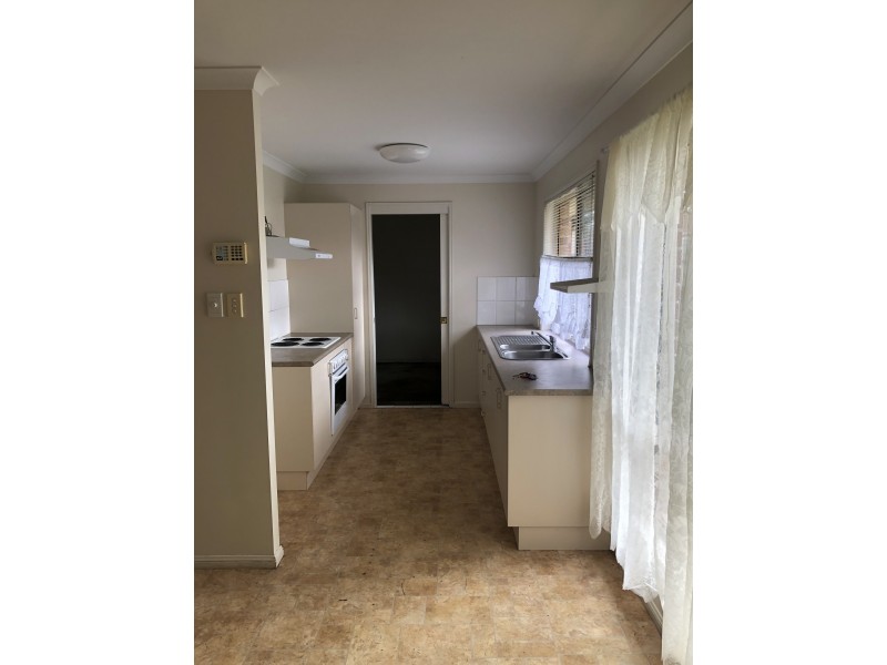 24 Paddies Crescent, Crestmead QLD 4132