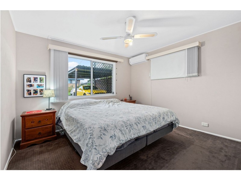 8 Lurneah Crescent, Ferny Hills QLD 4055