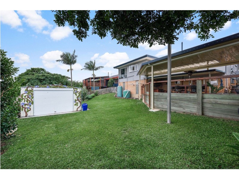 8 Lurneah Crescent, Ferny Hills QLD 4055
