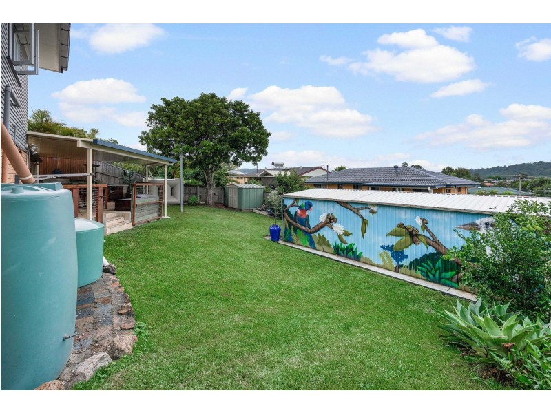 8 Lurneah Crescent, Ferny Hills QLD 4055