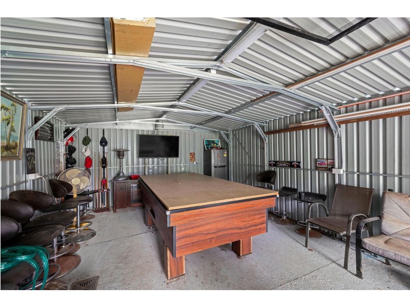 8 Lurneah Crescent, Ferny Hills QLD 4055