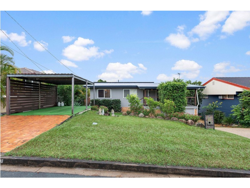 8 Lurneah Crescent, Ferny Hills QLD 4055