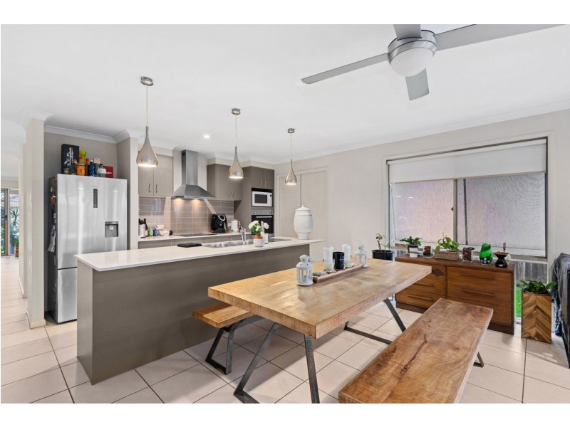 84 Armisfield Street, Doolandella QLD 4077