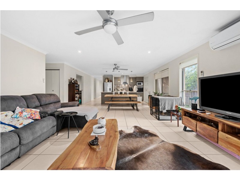 84 Armisfield Street, Doolandella QLD 4077