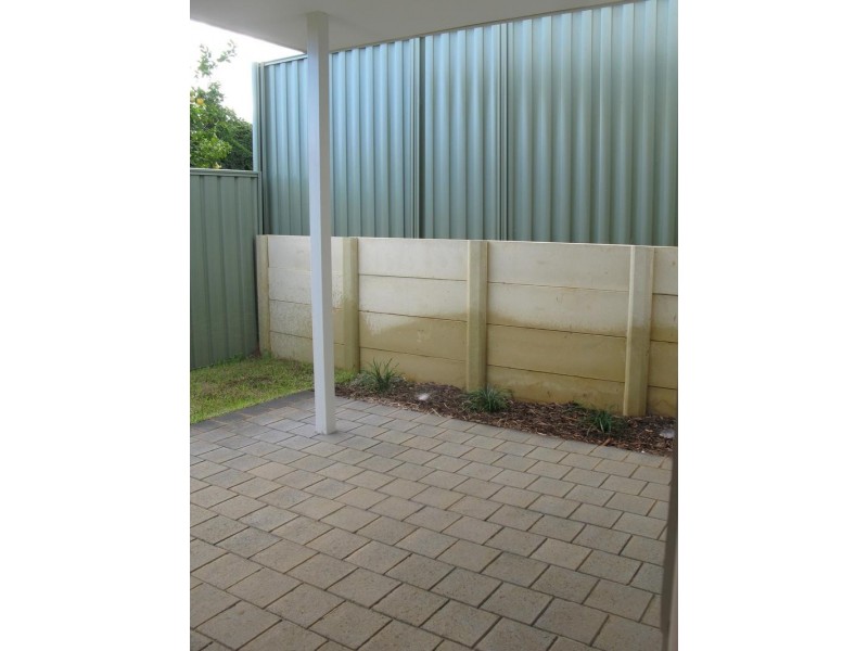 4/307 Rockingham Rd, Spearwood WA 6163