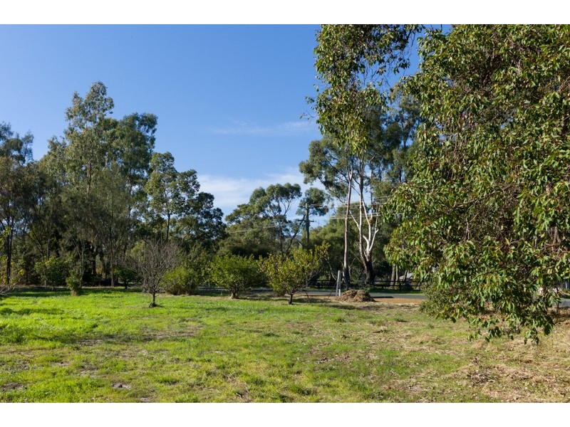 175 Copley Road, Upper Swan WA 6069