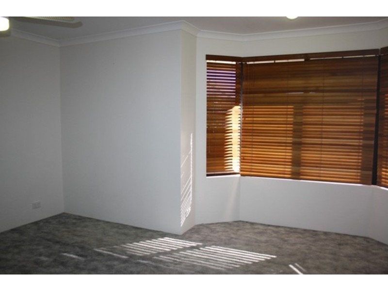 3 Bolton Avenue, Secret Harbour WA 6173