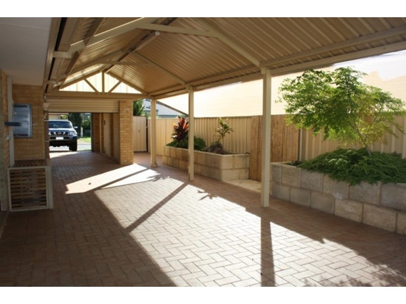 3 Bolton Avenue, Secret Harbour WA 6173