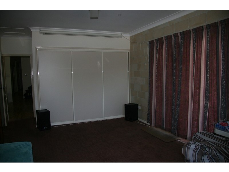 69 Jim Whyte Way, Burua QLD 4680