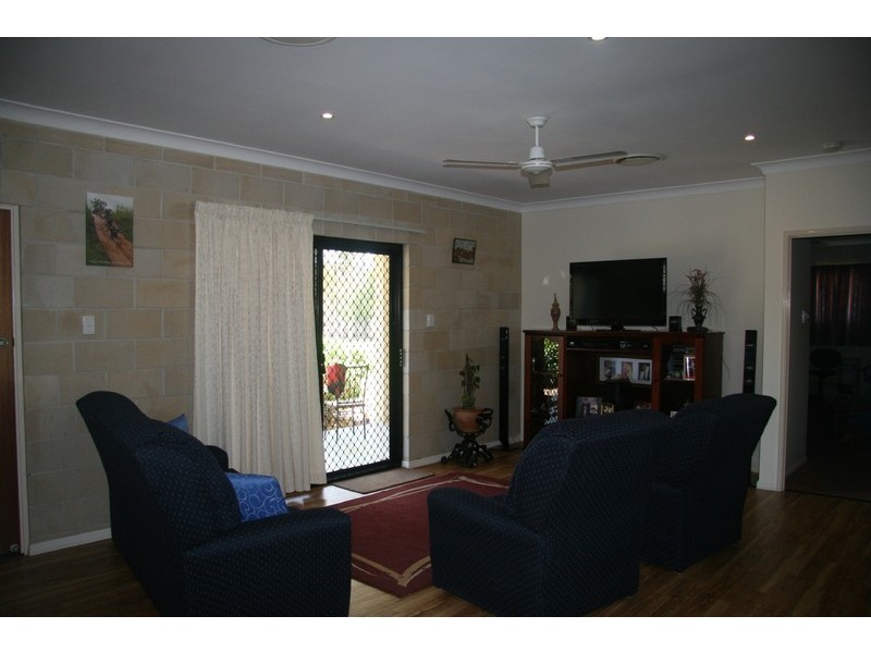 69 Jim Whyte Way, Burua QLD 4680