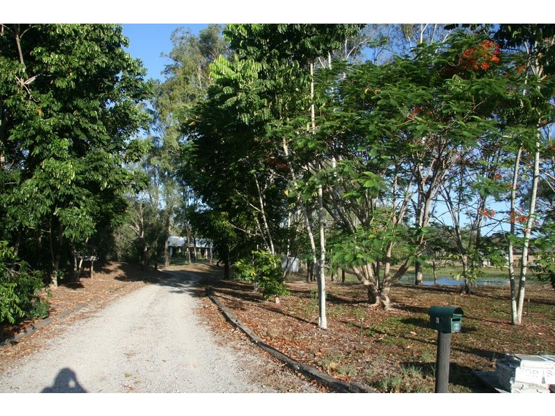 69 Jim Whyte Way, Burua QLD 4680