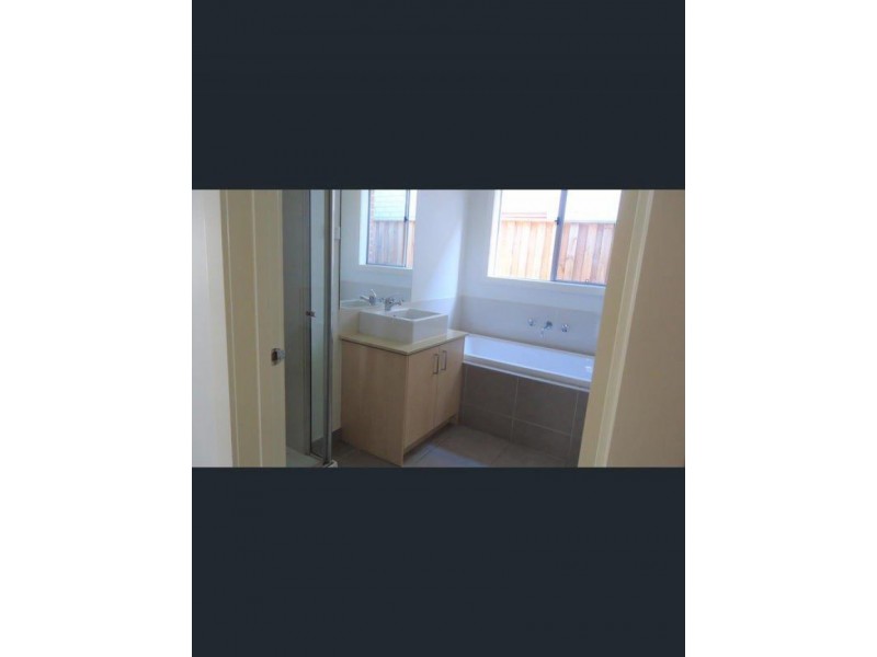 178/ROAD FORSYTH, Williams Landing VIC 3027