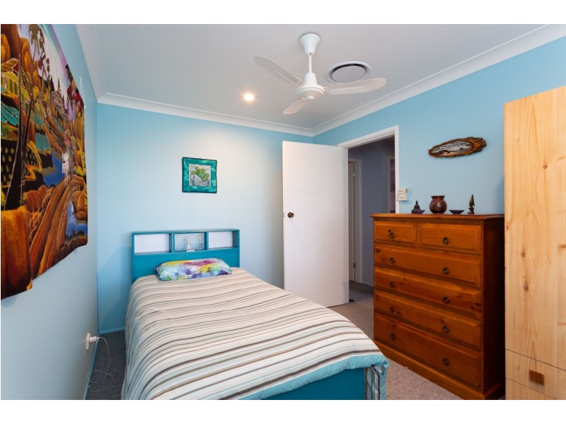 3 Oleander Drive, Scotts Head NSW 2447