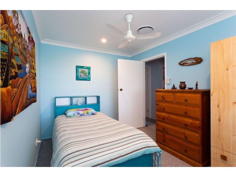 3 Oleander Drive, Scotts Head NSW 2447