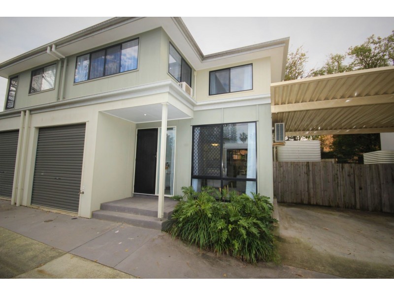 2/21 North, Woodridge QLD 4114