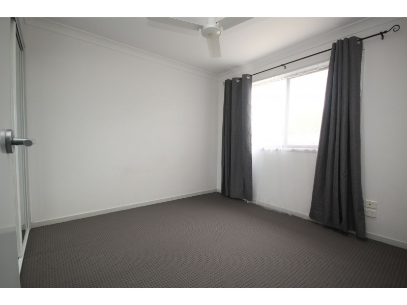 2/21 North, Woodridge QLD 4114
