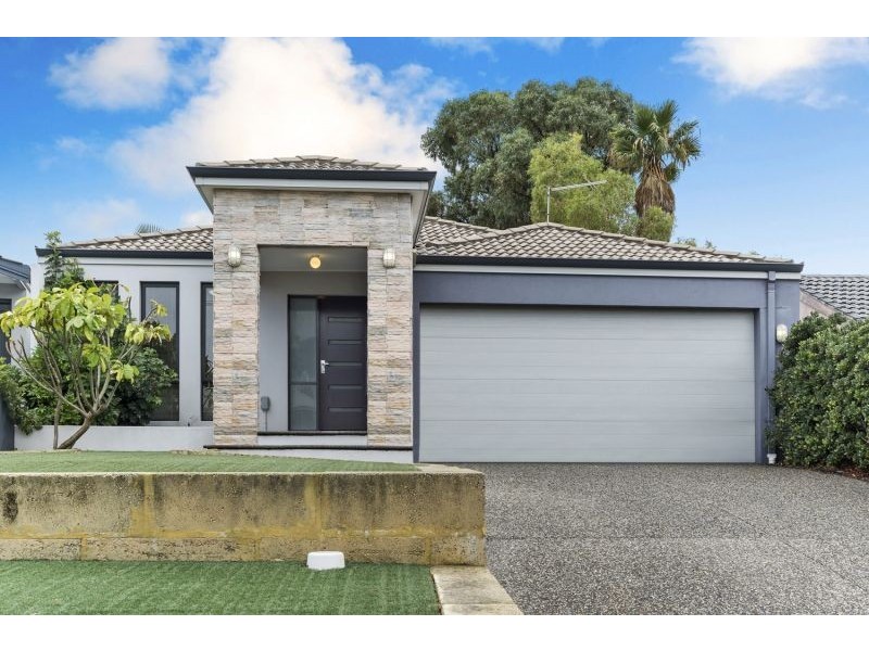 20B Mackay Way, Hillarys WA 6025