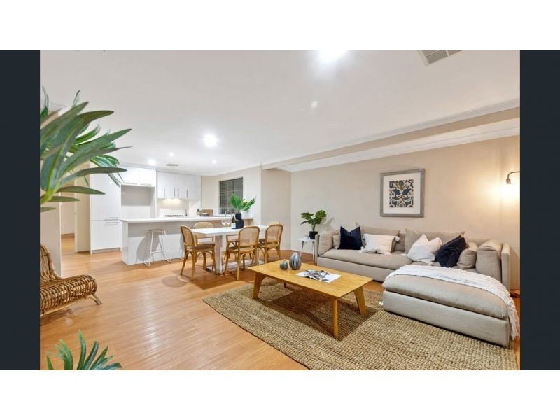 20B Mackay Way, Hillarys WA 6025