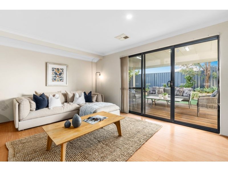 20B Mackay Way, Hillarys WA 6025
